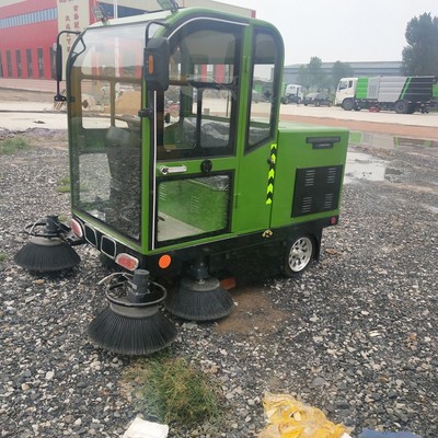 嘉旺驾驶式小型电动扫地车 高效道路清扫的专业选择