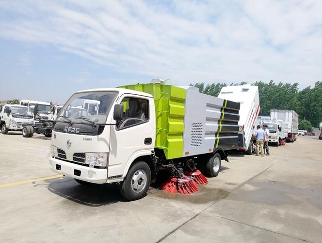 湖北程力东风系列道路清扫车 高效洁净的城市美容师